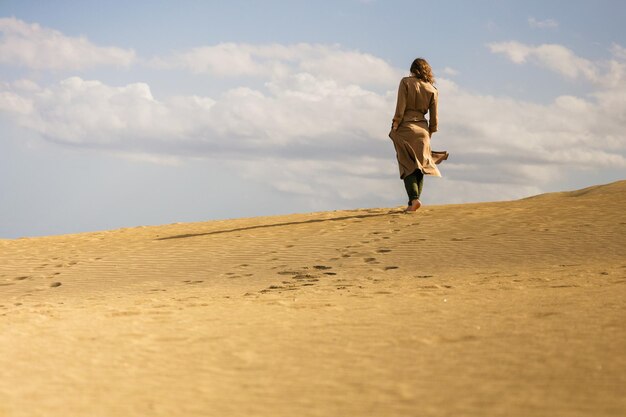 Wüstenspaziergang auf Sanddünen auf Gran Canaria