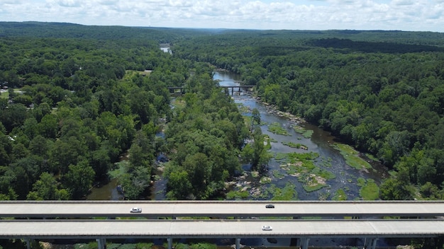 Wunderschöne Aufnahme des Haw River in Pittsboro, NC