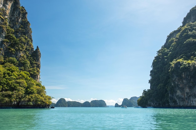 Wunderschöne tropische Landschaft in der Bucht von Pang Nga Thailand Travel Tropical Island Urlaubskonzept Sommerurlaub in Südostasien