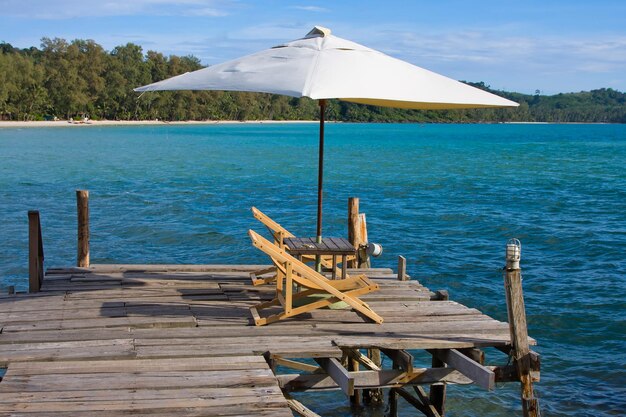 Wunderschöner tropischer Strand in Koh Kood Thailand