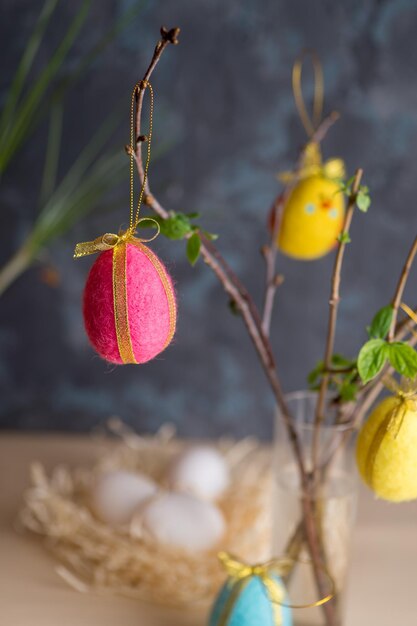 XAEosterdekoration Osterhaseneier und andere Ostersymbole