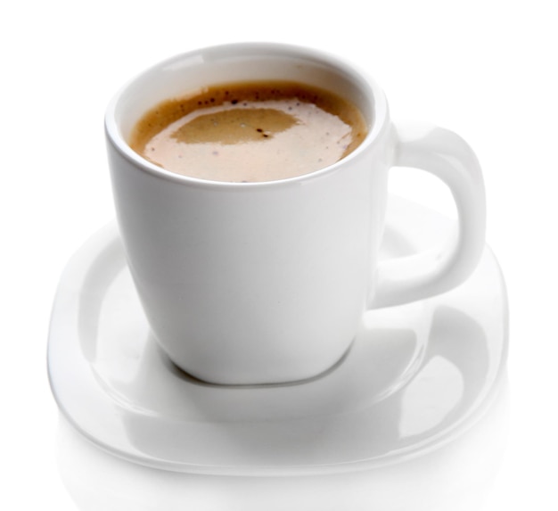 Xícara de café isolada no branco