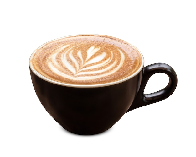 Xícara de café preto com leite com leite em forma de tulipa de espuma isolada no fundo branco.