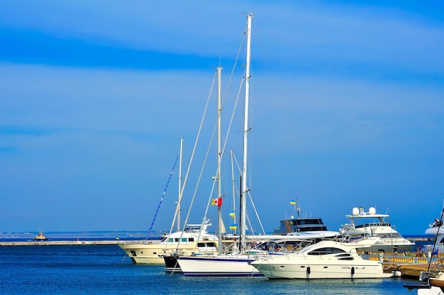 Yachten im Hafen