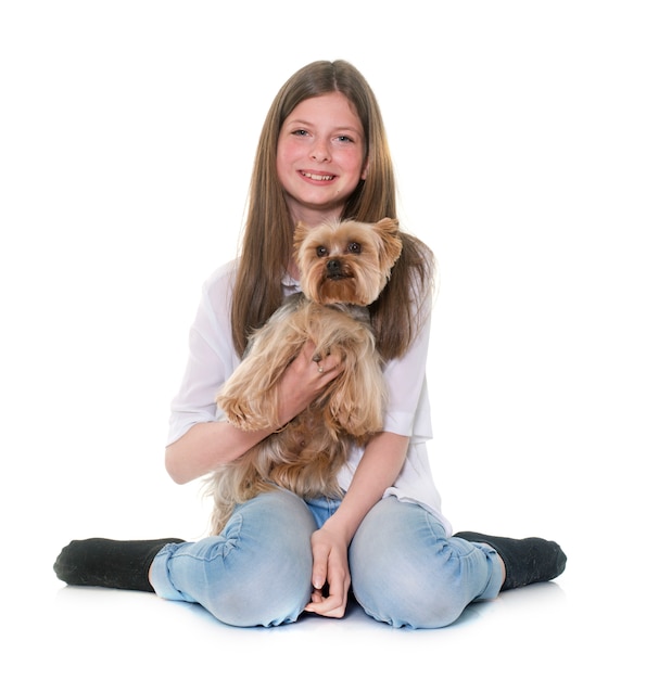 Yorkshire terrier e adolescente