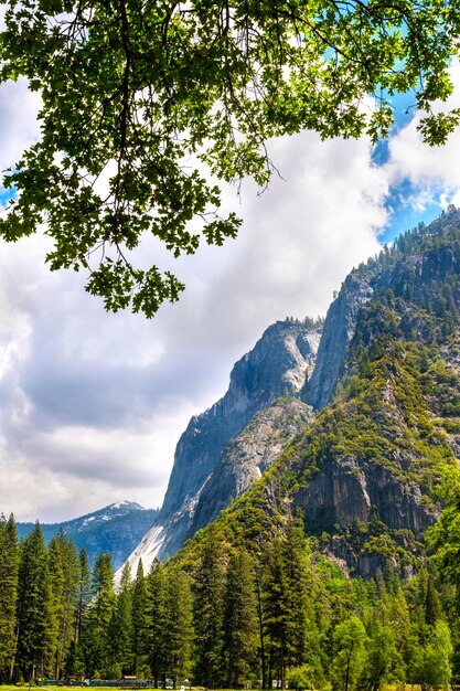 Foto yosemite nationalpark berge und tal ansicht kalifornien usa