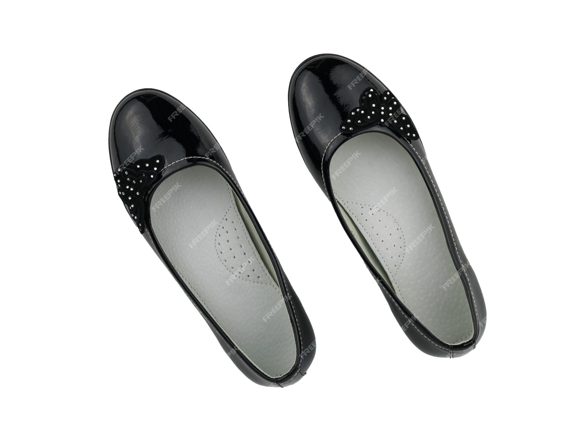 Con rueda Accor Zapatos de charol de mujer de moda aislados en superficie blanca. el  concepto de zapatos de moda. la vista desde arriba. | Foto Premium