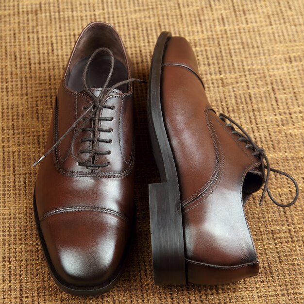 Los zapatos marrones de hombre Classic