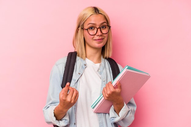 Zeigen Sie mit dem Finger auf Sie, als würden Sie einladen, näher zu kommen