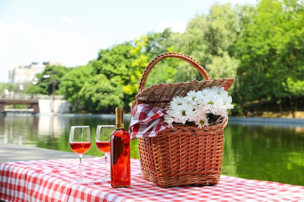 Zeit in der Natur verbringen Picknickzubehör für Picknick