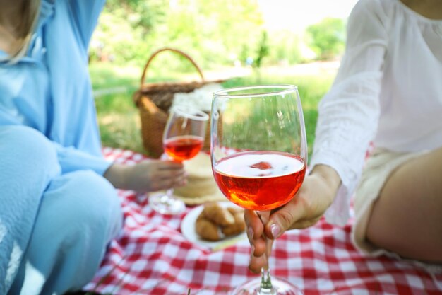 Zeit in der Natur verbringen Picknickzubehör für Picknick