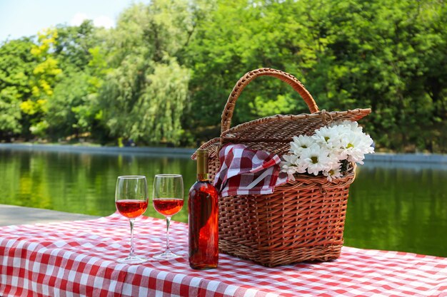 Zeit in der Natur verbringen Picknickzubehör für Picknick