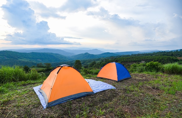 Zeltcamping in den Bergen