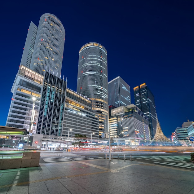 Zentrale von Nagoya-Stadt nachts in Nagoya, Japan