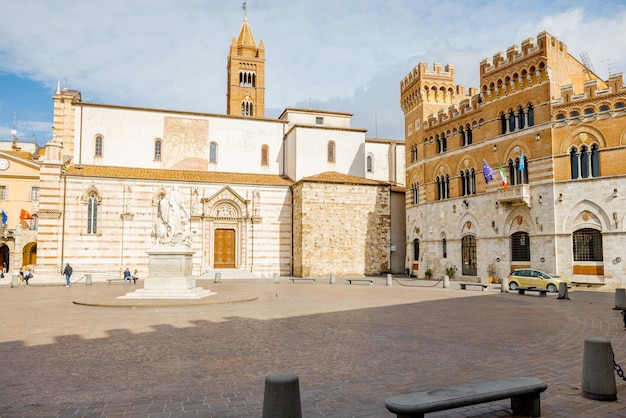 Zentraler Platz in der Stadt Grosseto in Italien