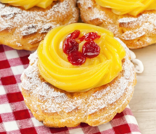 Zeppola di San Giuseppe Tradicional sobremesa italiana