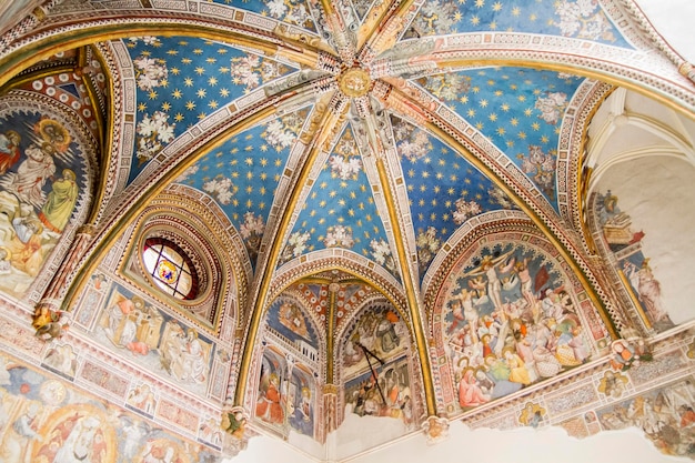 zerstörte Kapelle in der Kathedrale von Toledo, Spanien