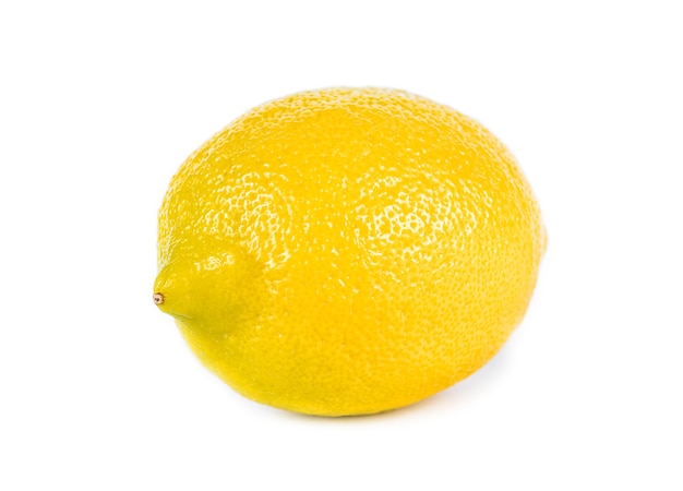 Zitrone auf weißem Hintergrund isoliert
