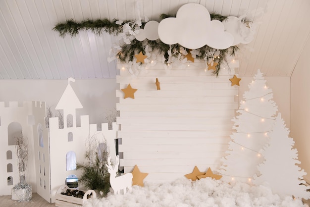 Zona de fotos de madeira fabulosa branca de decoração de interiores de natal para o ano novo