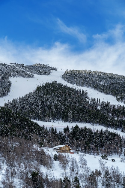 Zona de esquí de Grandvalira en Andorra Pirineos.