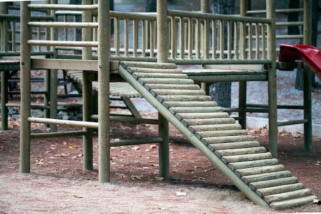 Zona de juegos para niños al aire libre para el parque de juegos divertido