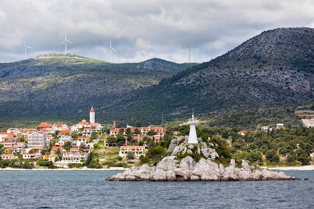 Zona de Trogir Croacia vista desde el mar