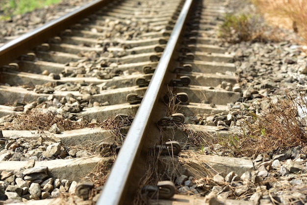 Zoom en la estación de tren en Tailandia