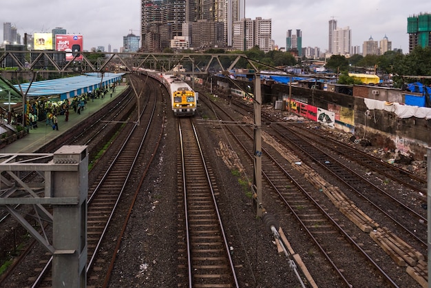 Zug Mumbai Stadt