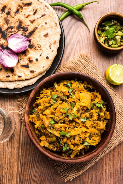 Zunka Bhakar Pithla o pitla, receta vegetariana popular de la India