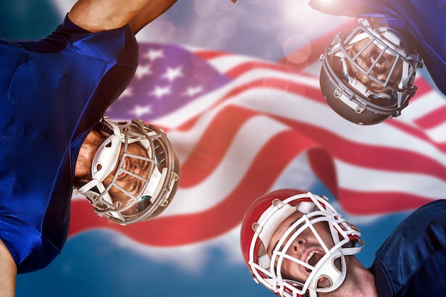 Zusammengesetztes Bild von American-Football-Huddle