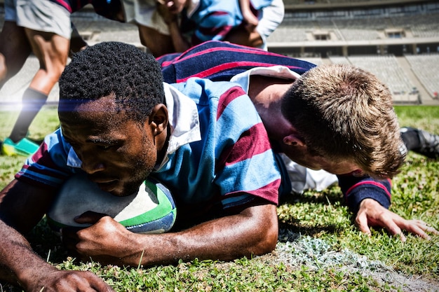 Zusammengesetztes Bild von Rugbyspielern