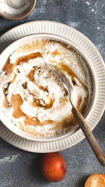 Zutaten zum Backen eines Kuchens