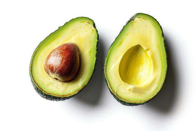 Zwei Hälften frischer Avocado isoliert auf weißem Hintergrund Designelement für Produktetikett und Katalo