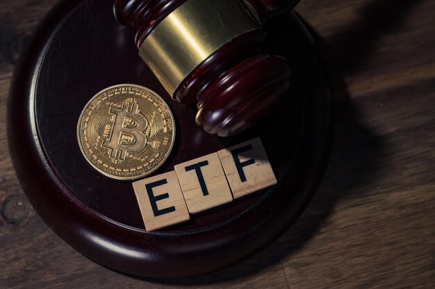 ETF BITCOIN grayscale
