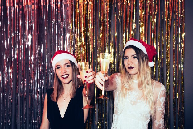 2018 party with girls holding champagne glasses