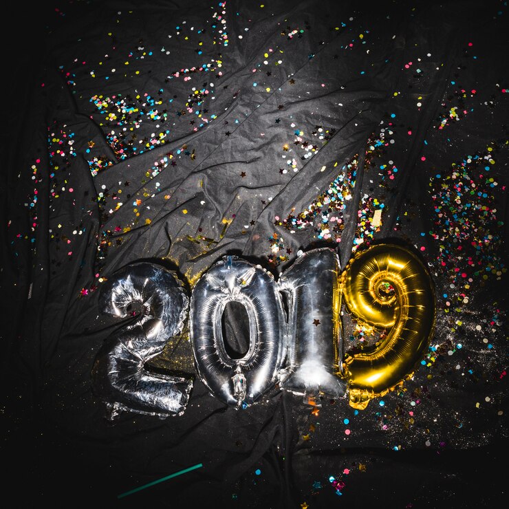 無料Photo 2019年風船、色とりどりの紙袋に