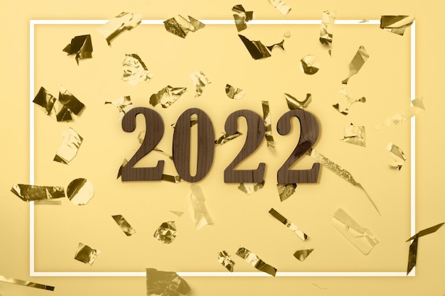 색종이 배경으로 2022입니다. 2022년 새해 복 많이 받으세요