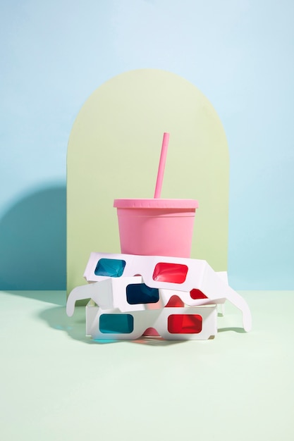 Free photo 3d glasses with drink cup