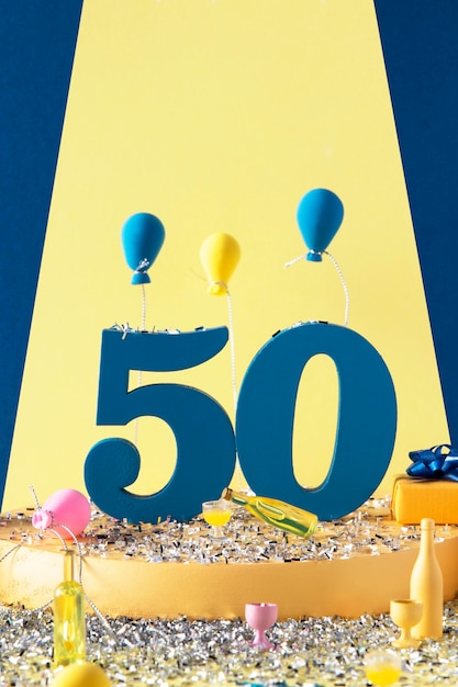 風船で50歳の誕生日のお祝いのアレンジメント