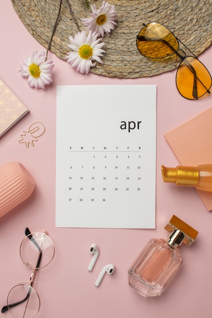 無料写真 上図4月のカレンダーと花