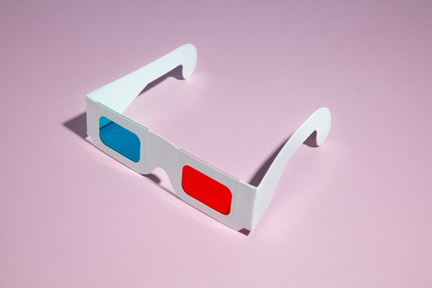 3Dメガネの抽象的な配置