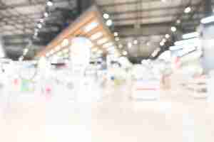 Free photo abstract blur shopping mall interior