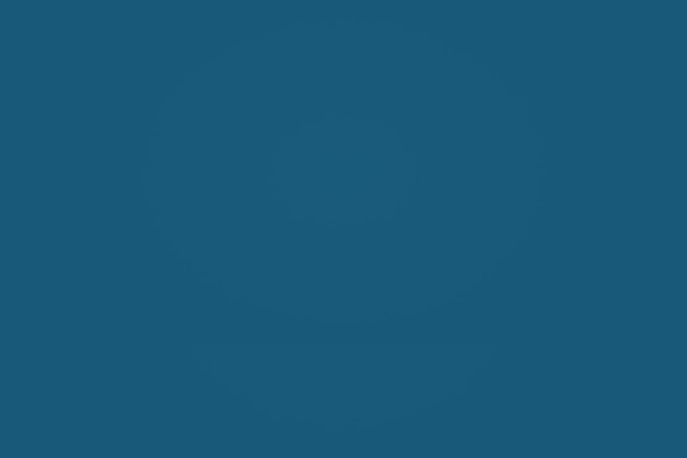 抽象的な贅沢なグラデーション青い背景。ブラックビネットスタジオバナー付きの滑らかなダークブルー。