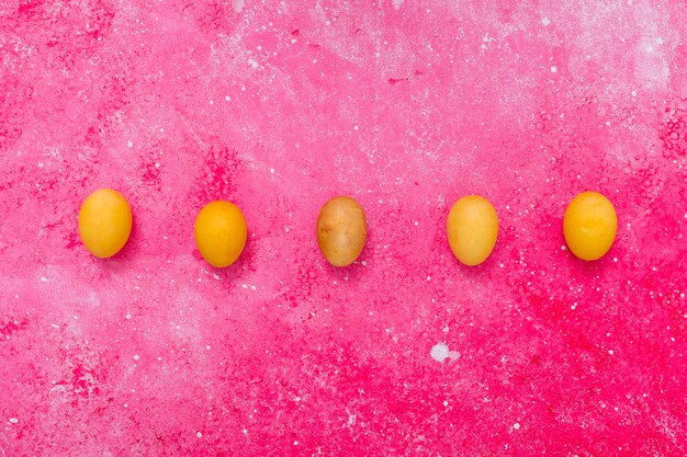 Abstract yellow eggs 