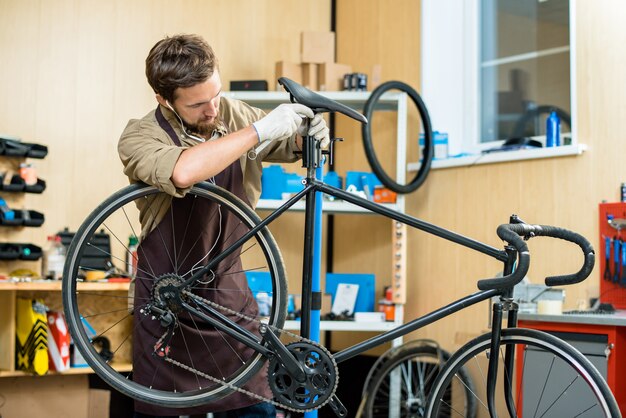 Adjusting Bicycle Saddle