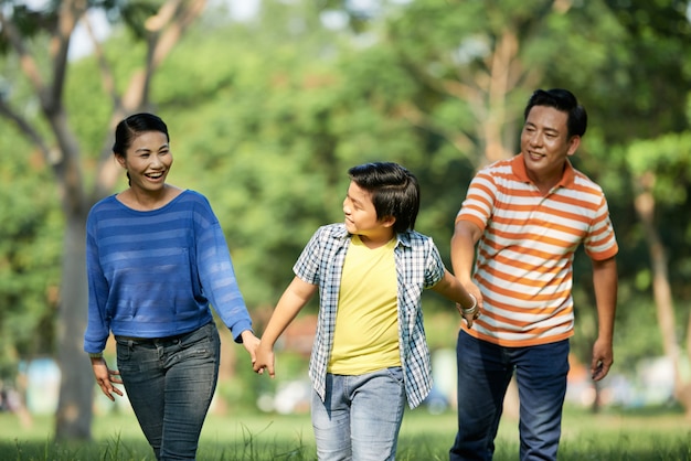 Free photo adorable family spending day outdoors