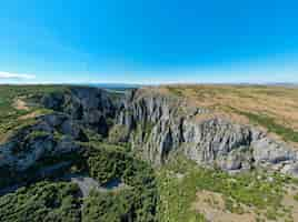 Free photo aerial drone view of a rocky canyon in romania