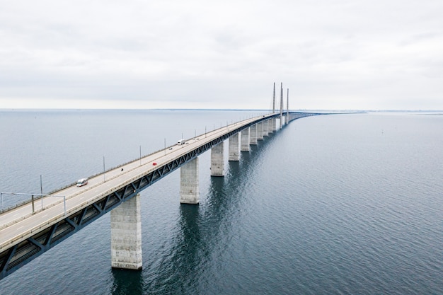 Free photo aerial shot of the bridge between denmark and sweden in oresundsbron