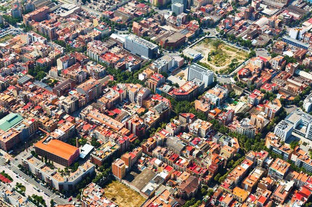 バルセロナの街並みの空景。カタロニア