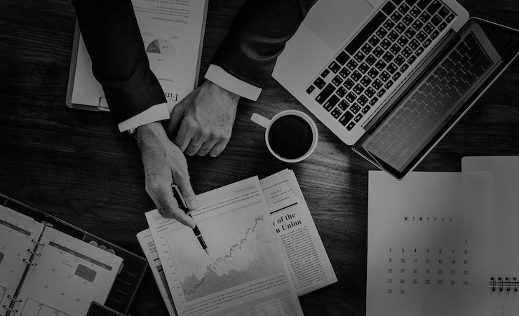 Free Photo aerial view of business data analysis graph